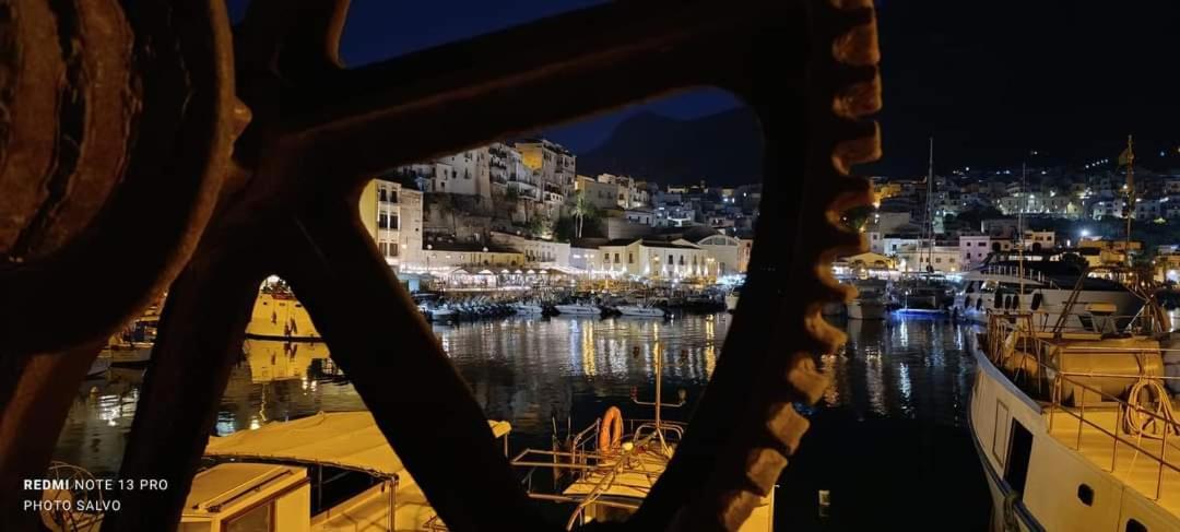 Golden House Apartment Castellammare del Golfo Bagian luar foto