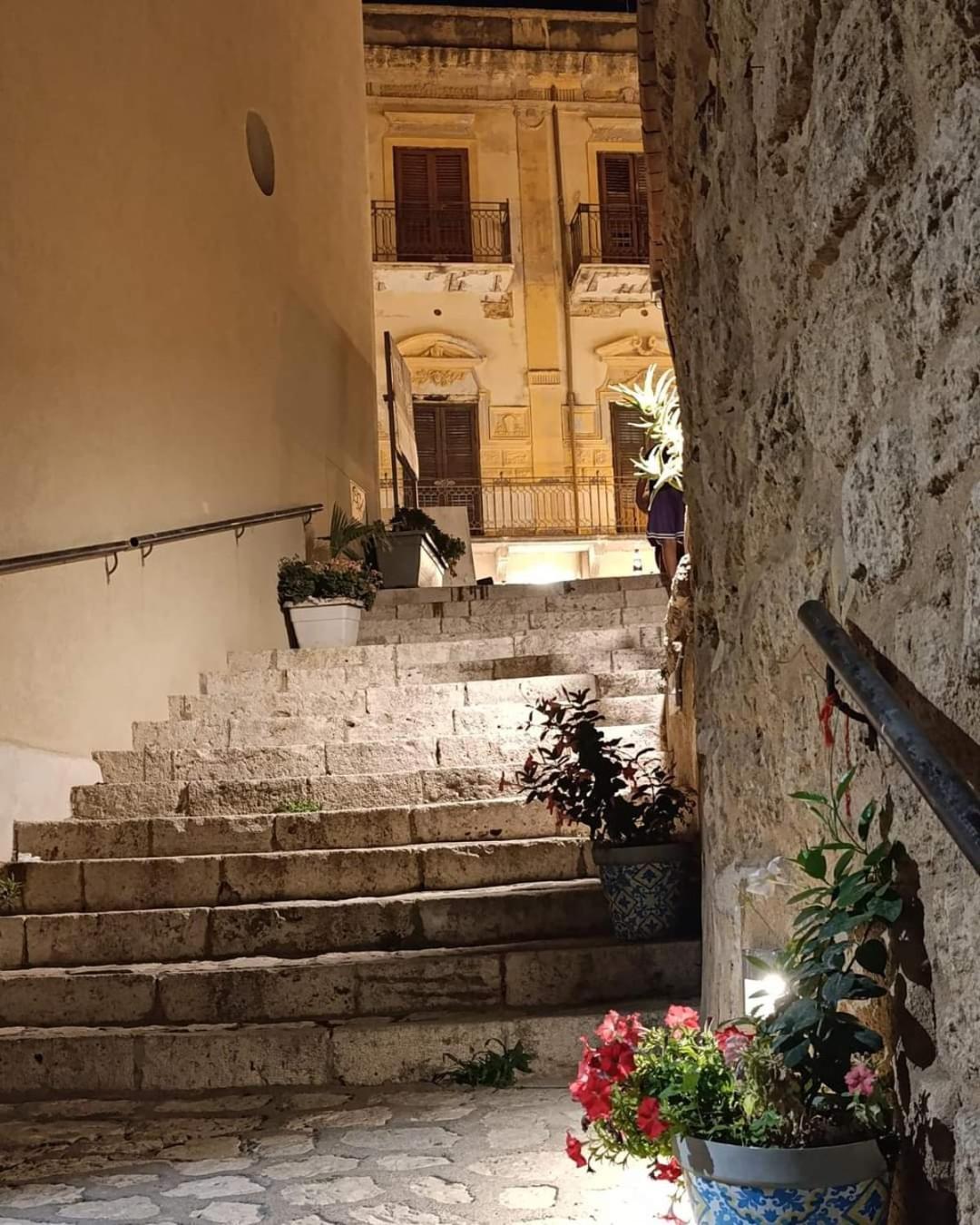 Golden House Apartment Castellammare del Golfo Bagian luar foto