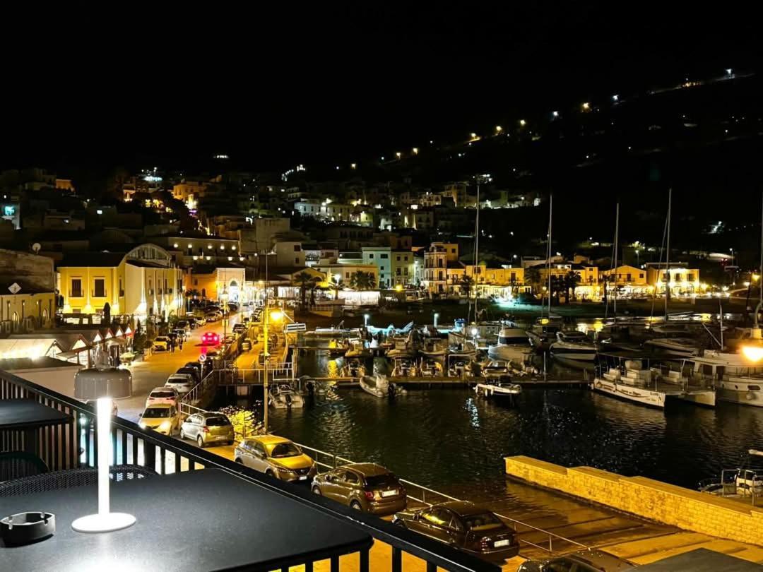 Golden House Apartment Castellammare del Golfo Bagian luar foto